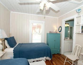 Anna Maria Beach Cottages Bagian luar foto